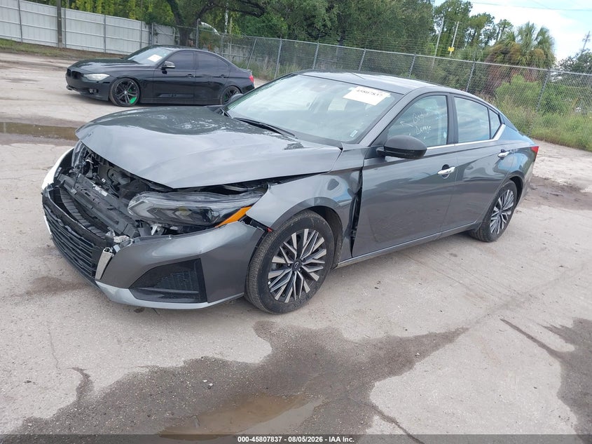 2025 Nissan Altima VIN 1N4BL4DV4SN383966 IAAI salvage auction — FRONT END, Certificate Of Destruction (Florida), sold $7,000 on 2026-09-02 (photo 2)