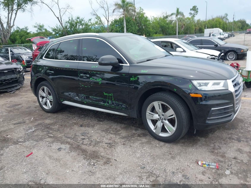 2019 Audi Q5 VIN WA1BNAFY6K2052330 — IAAI salvage auction photo