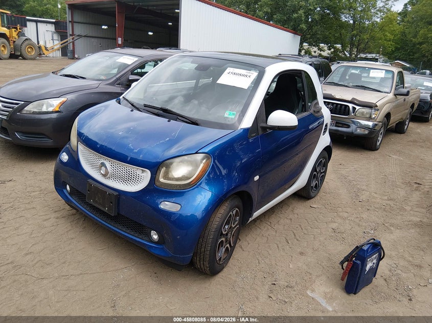 2016 Smart Fortwo VIN WMEFJ5DA8GK060969 IAAI salvage auction — NORMAL WEAR, Clear (Virginia), sold $1,725 on 2026-08-19 (photo 2)
