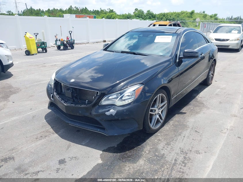 2015 Mercedes-benz E-class VIN WDDKJ6HB2FF304148 IAAI salvage auction — NORMAL WEAR, Clear (Florida), sold $1,800 on 2026-08-10 (photo 2)