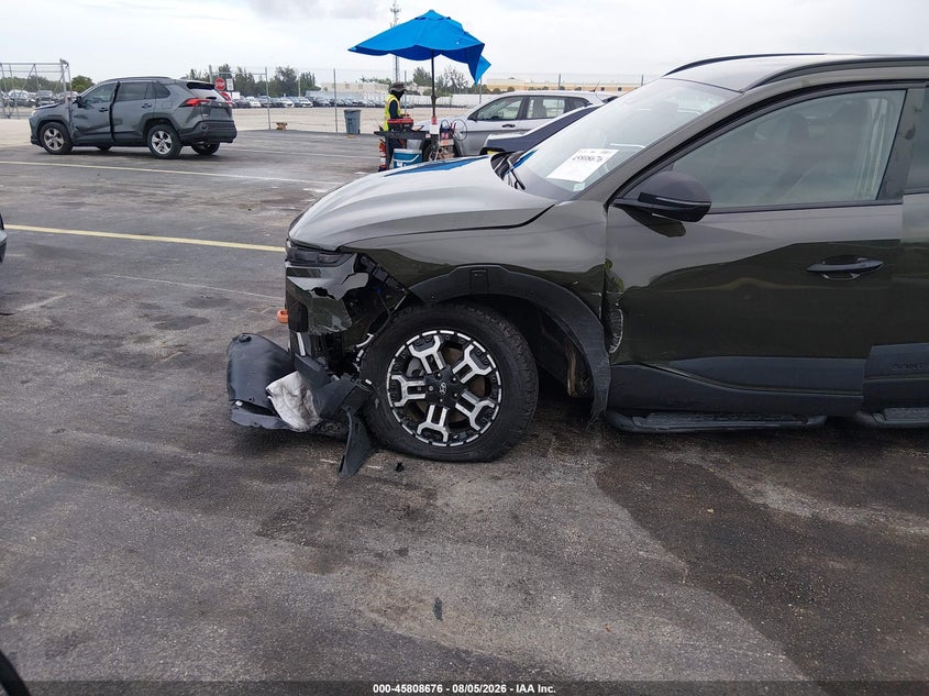 2025 Hyundai Santa cruz VIN 5NTJDDDF7SH129987 IAAI salvage auction — SIDE, Salvage Title, sold $10,600 on 2026-09-05 (photo 6)