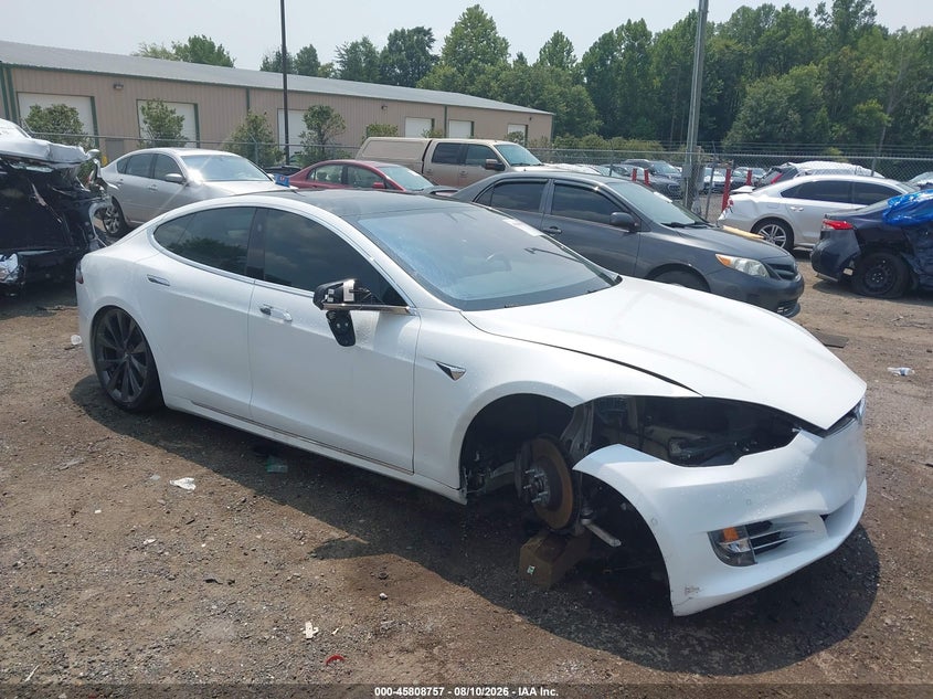 2018 Tesla Model s VIN 5YJSA1E22JF284675 — IAAI salvage auction photo