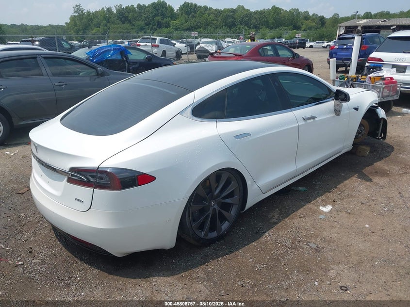 2018 Tesla Model s VIN 5YJSA1E22JF284675 IAAI salvage auction — RIGHT FRONT, Salvage Title, sold $7,650 on 2026-08-31 (photo 4)