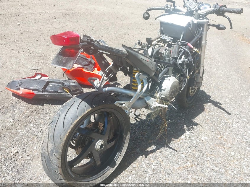 2006 Ducati Monster VIN ZDM1RAAN56B084778 IAAI salvage auction — SIDE, Salvage (Virginia), sold $150 on 2026-09-02 (photo 4)