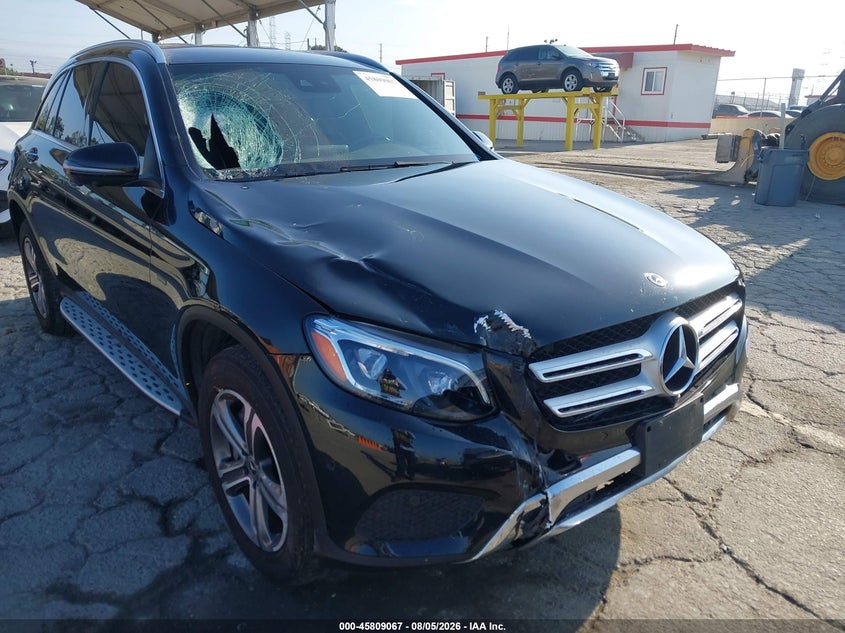 2019 Mercedes-benz Glc VIN WDC0G5EB3KF532386 IAAI salvage auction — RIGHT FRONT, Salvage (California), sold $10,175 on 2026-08-13 (photo 6)