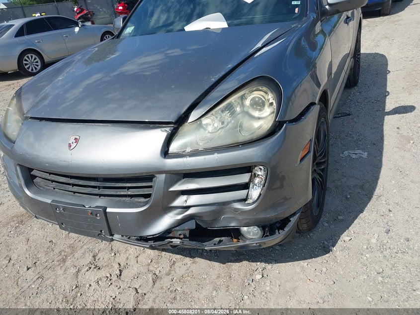 2010 Porsche Cayenne VIN WP1AA2AP0ALA05321 IAAI salvage auction — FRONT & REAR, Clear (Massachusetts), sold $775 on 2026-08-18 (photo 6)