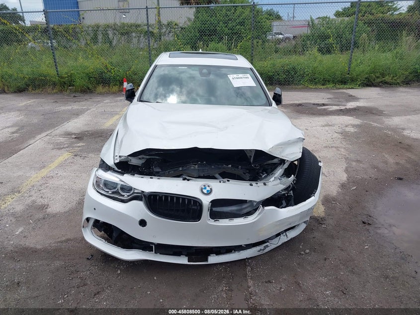 2017 BMW 4er VIN WBA4F7C54HG438357 IAAI salvage auction — FRONT & REAR, Salvage Title, sold $1,400 on 2026-08-19 (photo 6)