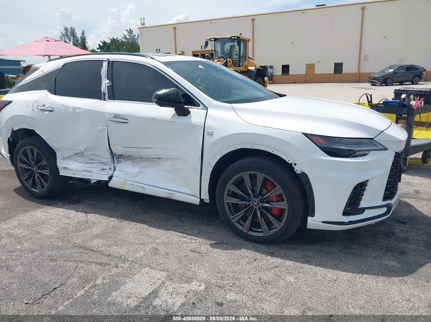 2024 Lexus Rx VIN 2T2BAMCA0RC040899 IAAI salvage auction — RIGHT SIDE, Salvage Title (California), sold $25 on 2026-09-15 (photo 6)