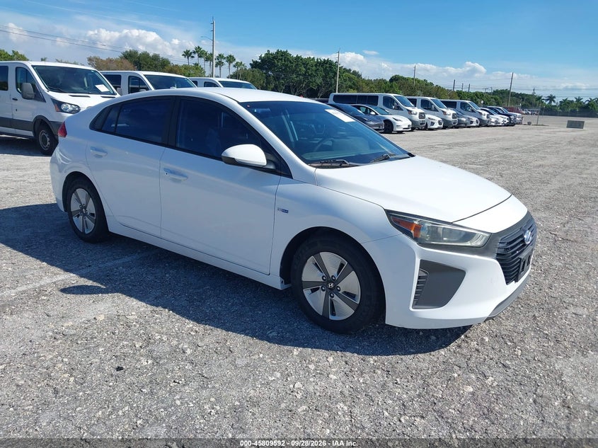2018 Hyundai IONIQ VIN KMHC65LC5JU100437 — IAAI salvage auction photo