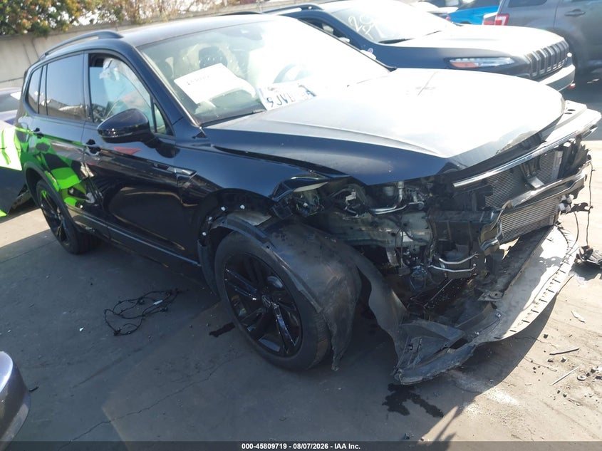 2023 Volkswagen Tiguan VIN 3VVCB7AX6PM140977 IAAI salvage auction — RIGHT FRONT, Salvage Title, sold $4,950 on 2026-09-19 (photo 1)