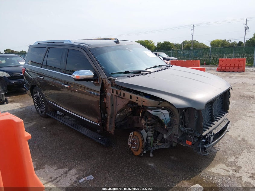 2019 Lincoln Navigator VIN 5LMJJ2TTXKEL10397 — IAAI salvage auction photo
