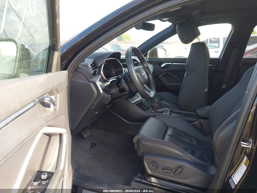 2021 Audi Q3 VIN WA1EECF37M1106420 IAAI salvage auction — REAR END, Wait Title, sold $10,550 on 2026-08-28 (photo 5)