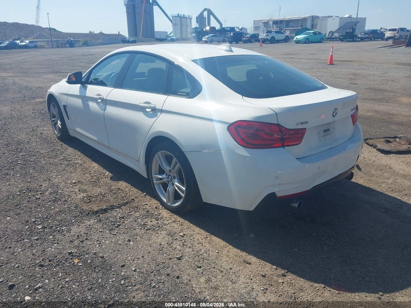 2018 BMW 4er VIN WBA4J7C55JBH15490 IAAI salvage auction — NORMAL WEAR, Salvage Title, sold $2,550 on 2026-08-18 (photo 3)