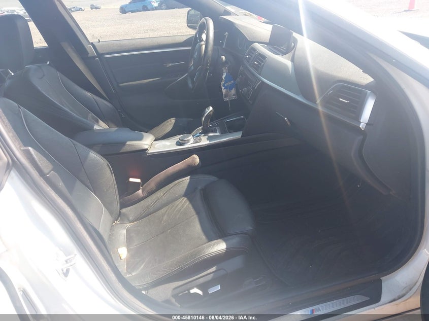 2018 BMW 4er VIN WBA4J7C55JBH15490 IAAI salvage auction — NORMAL WEAR, Salvage Title, sold $2,550 on 2026-08-18 (photo 5)