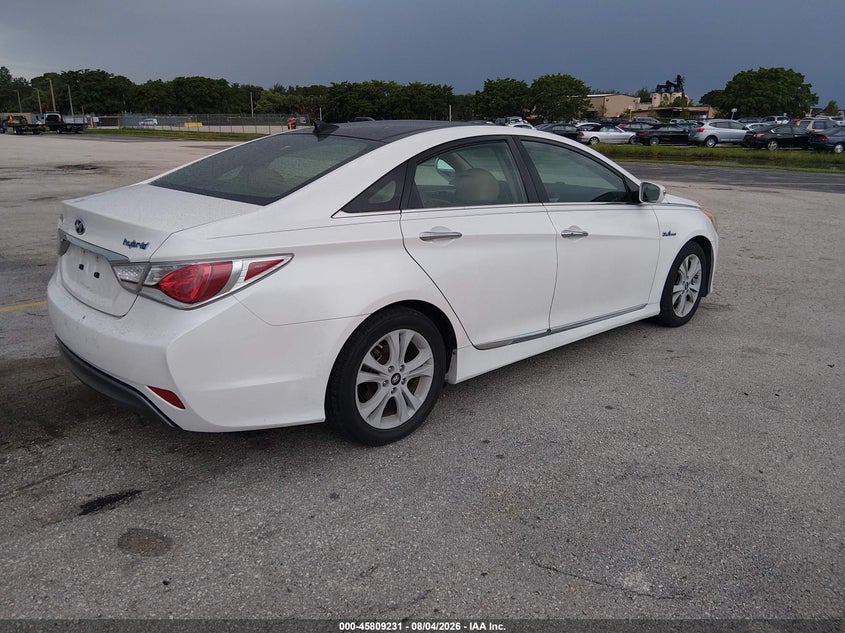 2012 Hyundai Sonata VIN KMHEC4A41CA027885 IAAI salvage auction — NORMAL WEAR, Clear (Florida), sold $425 on 2026-08-28 (photo 4)