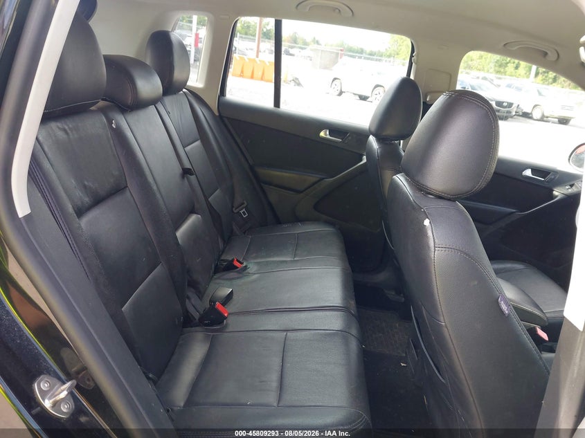 2015 Volkswagen Tiguan VIN WVGBV7AXXFW582396 IAAI salvage auction — NORMAL WEAR, Clear (New York), sold $1,225 on 2026-08-12 (photo 8)