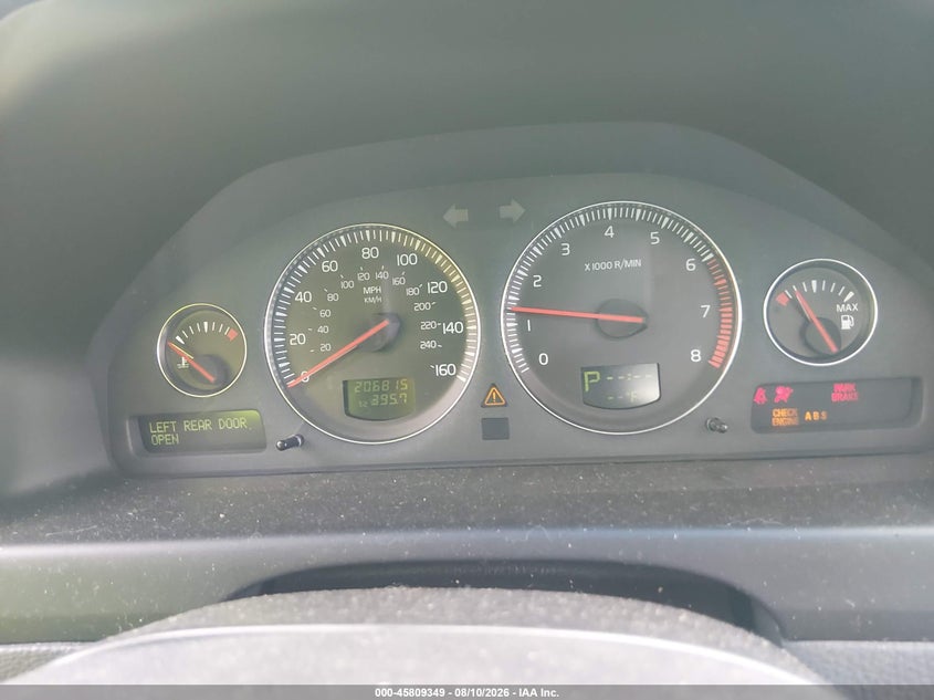 2005 Volvo Xc70 VIN YV1SZ592051180835 IAAI salvage auction — NORMAL WEAR, Affidavit In Lieu Of Title - Non-Public (Washington), sold $250 on 2026-08-19 (photo 7)