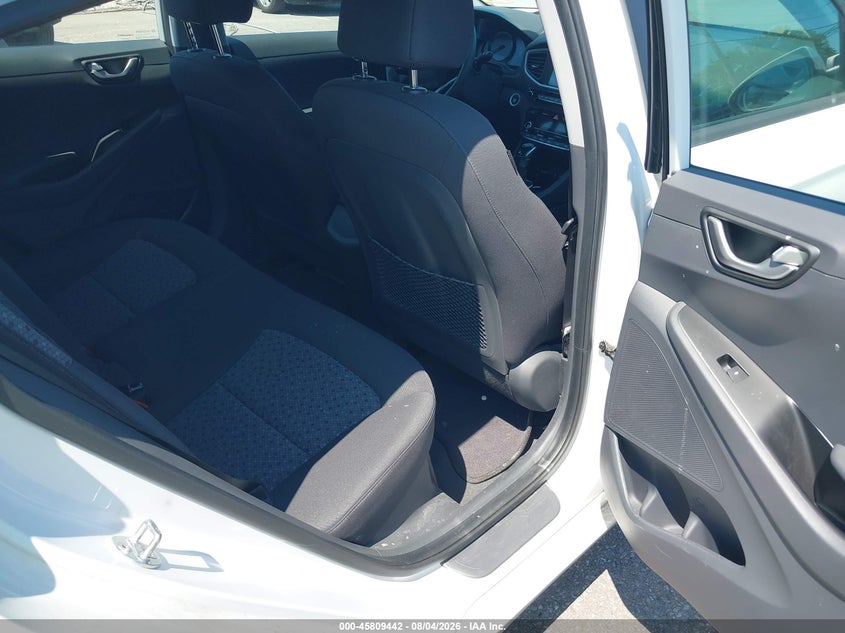 2019 Hyundai Ioniq hybrid VIN KMHC65LC3KU156362 IAAI salvage auction — NORMAL WEAR, Sf97 (New York), sold $8,500 on 2026-08-20 (photo 8)