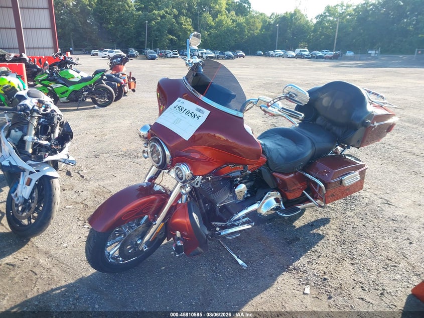 2010 Harley-davidson FLHTCUSE VIN 1HD1PR815AB952157 IAAI salvage auction — RIGHT SIDE, Salvage - Greater Than 75% (Maryland), sold $1,800 on 2026-09-09 (photo 2)