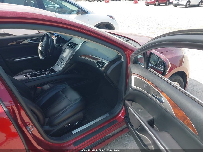 2016 Lincoln Mkz VIN 3LN6L2G97GR631383 IAAI salvage auction — UNKNOWN, Wait Title, sold $1,575 on 2026-10-06 (photo 5)