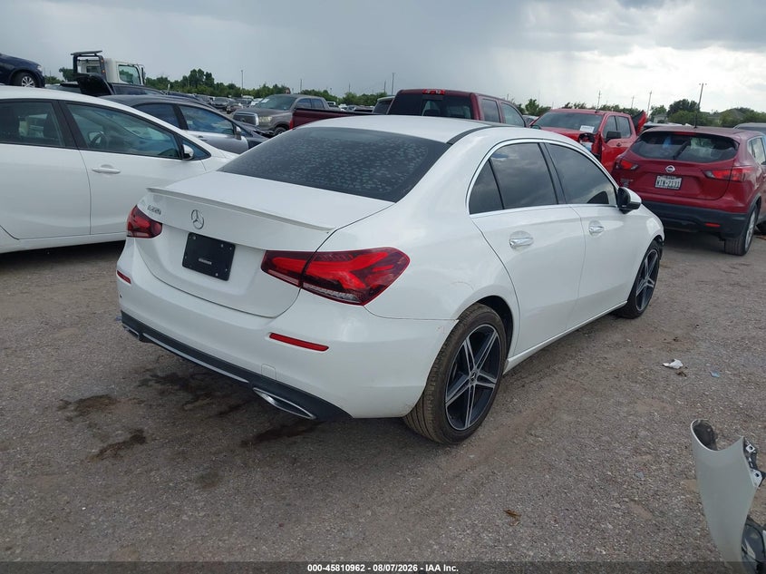 2020 Mercedes-benz A-klasse VIN W1K3G4EB9LJ232028 IAAI salvage auction — FRONT END, Salvage Title, sold $5,700 on 2026-09-26 (photo 4)
