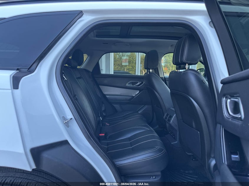 2018 Land rover Range rover velar VIN SALYB2RN3JA764534 IAAI salvage auction — NORMAL WEAR, Original (Maine), sold $13,125 on 2026-08-19 (photo 8)