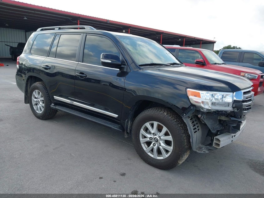 2018 Toyota Land cruiser VIN JTMCY7AJ7J4064567 — IAAI salvage auction photo