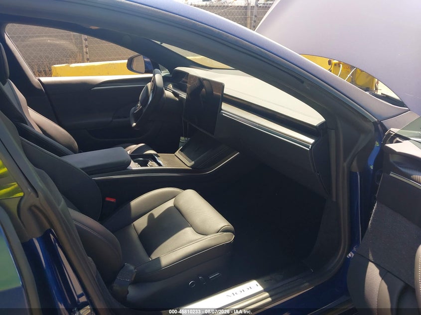 2022 Tesla Model s VIN 5YJSA1E65NF483325 IAAI salvage auction — REAR END, Salvage Title, sold $30,800 on 2026-09-03 (photo 5)