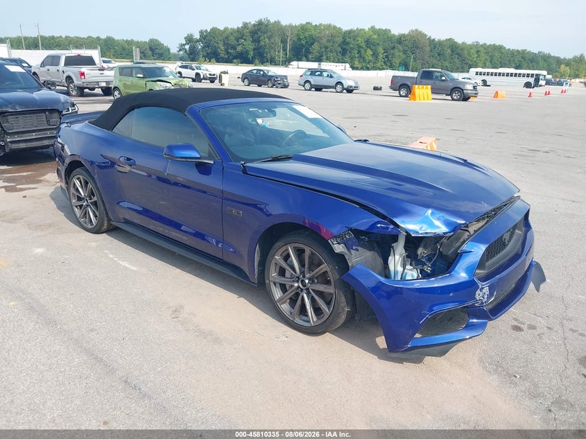 2015 Ford Mustang VIN 1FATP8FFXF5323802 — IAAI salvage auction photo