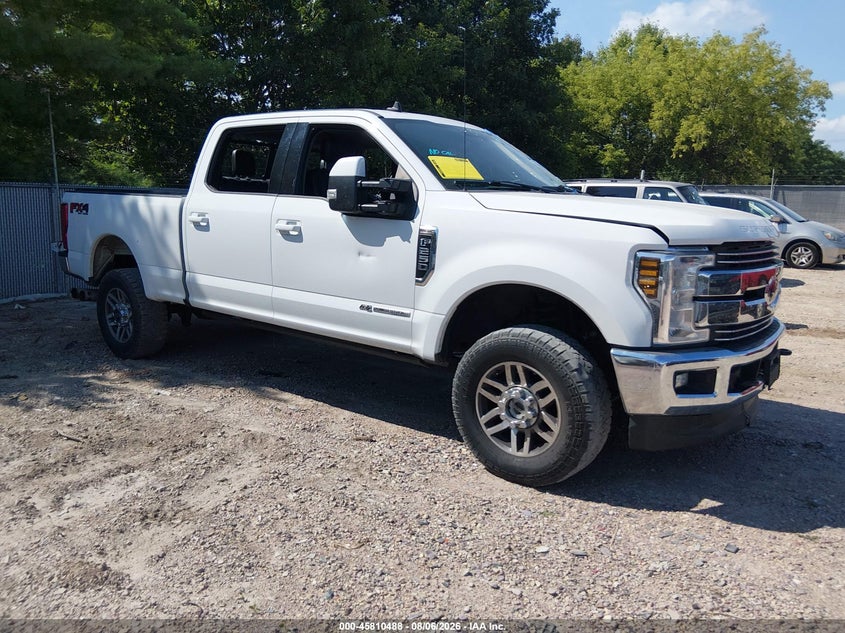 2019 Ford F250 VIN 1FT7W2BTXKEF58606 IAAI salvage auction — FRONT & REAR, Clear (Wisconsin), sold $12,900 on 2026-08-26 (photo 1)