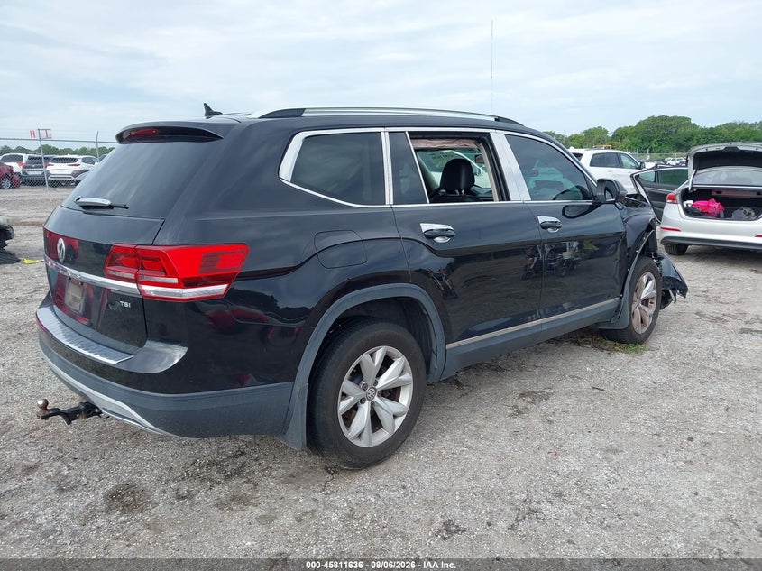 2018 Volkswagen Atlas VIN 1V2CP2CA8JC597177 IAAI salvage auction — RIGHT FRONT, Rebuildable (Florida), sold $2,650 on 2026-08-20 (photo 4)