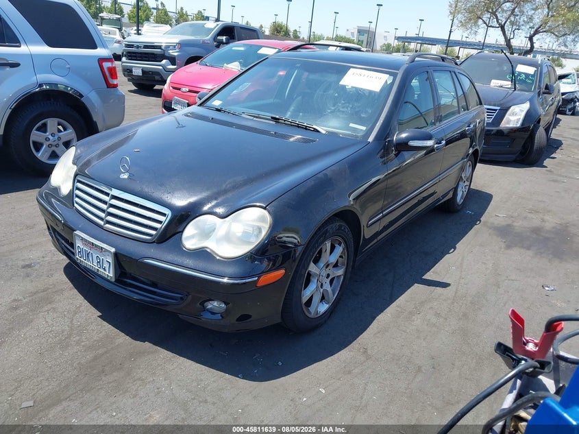 2005 Mercedes-benz C class VIN WDBRH61J35F585637 IAAI salvage auction — RIGHT SIDE, Salvage Certificate (California), sold $275 on 2026-08-28 (photo 2)