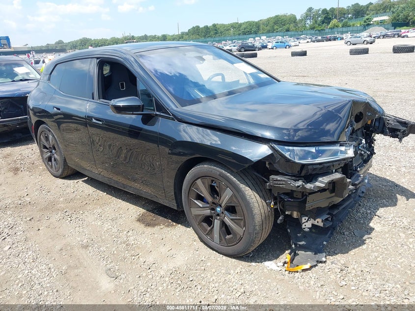 2024 BMW Ix VIN WB533CF03RCP30229 — IAAI salvage auction photo
