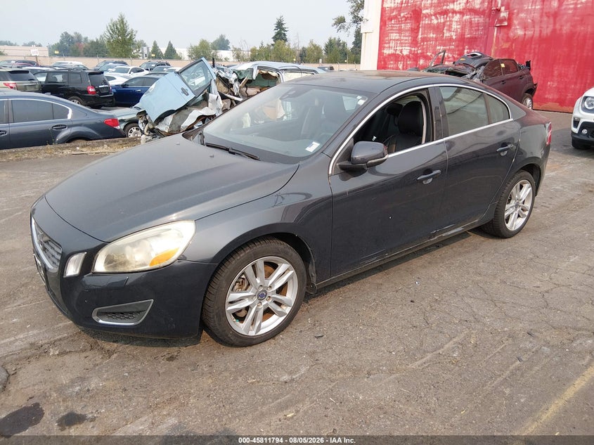 2013 Volvo S60 VIN YV1612FS0D2210548 IAAI salvage auction — NORMAL WEAR, Clear-Dealer Only (Oregon), sold $1,150 on 2026-08-13 (photo 2)