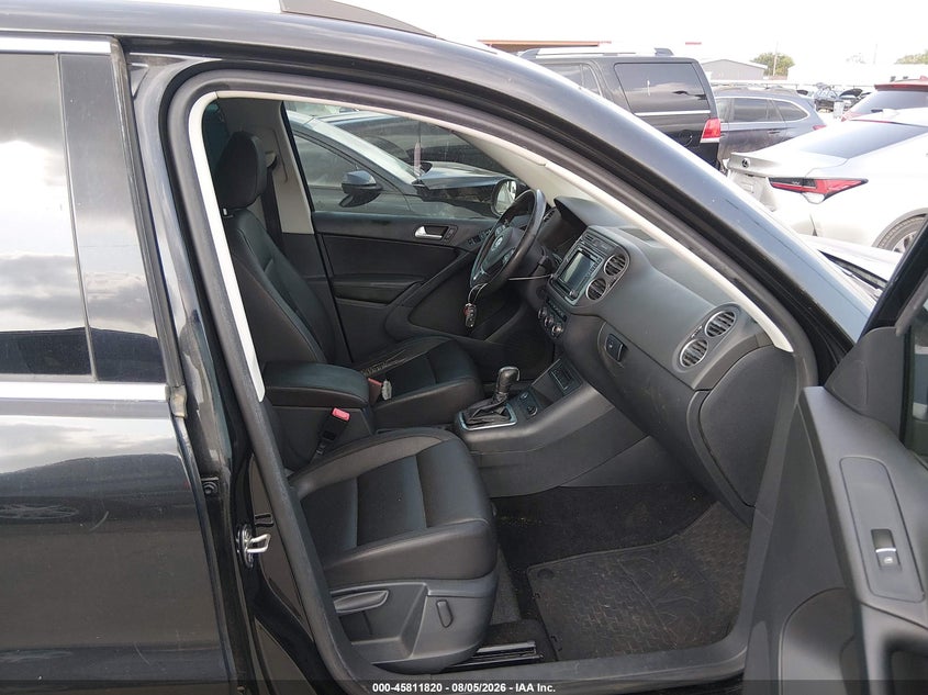 2016 Volkswagen Tiguan VIN WVGBV7AX7GW554489 IAAI salvage auction — NORMAL WEAR, Original (Texas), sold $525 on 2026-08-18 (photo 5)