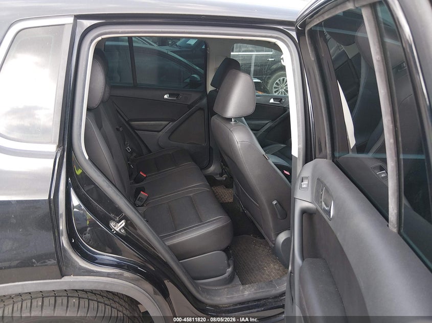 2016 Volkswagen Tiguan VIN WVGBV7AX7GW554489 IAAI salvage auction — NORMAL WEAR, Original (Texas), sold $525 on 2026-08-18 (photo 8)