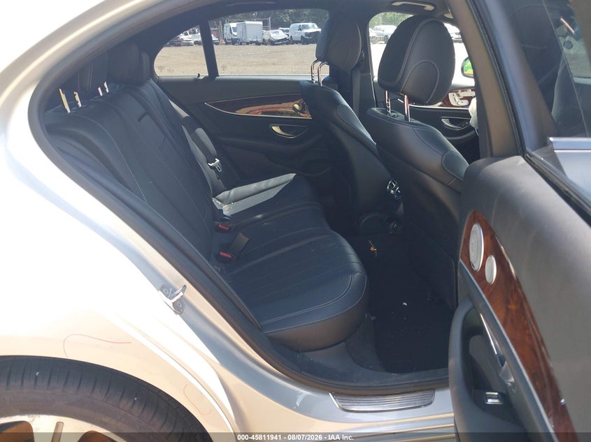 2017 Mercedes-benz VIN WDDZF4KB6HA233601 IAAI salvage auction — FRONT END, Salvage Title, sold $5,200 on 2026-08-21 (photo 8)