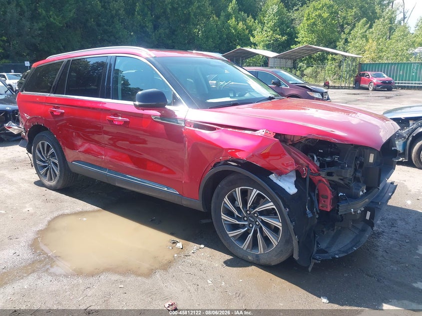 2025 Lincoln Aviator VIN 5LM5J6XC6SGL10260 IAAI salvage auction — FRONT & REAR, Salvage Title, sold $13,675 on 2026-09-14 (photo 1)