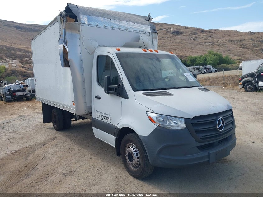 2020 Mercedes-benz Sprinter VIN W1X8E33Y6LN108461 — IAAI salvage auction photo