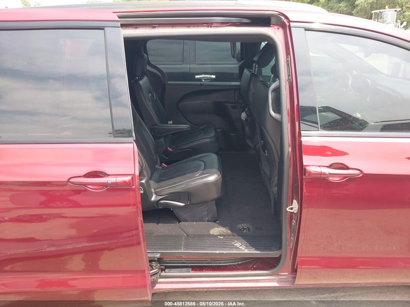 2019 Chrysler Pacifica VIN 2C4RC1BG0KR593480 IAAI salvage auction — REAR END, Salvage (Mississippi), sold $5,400 on 2026-09-23 (photo 8)
