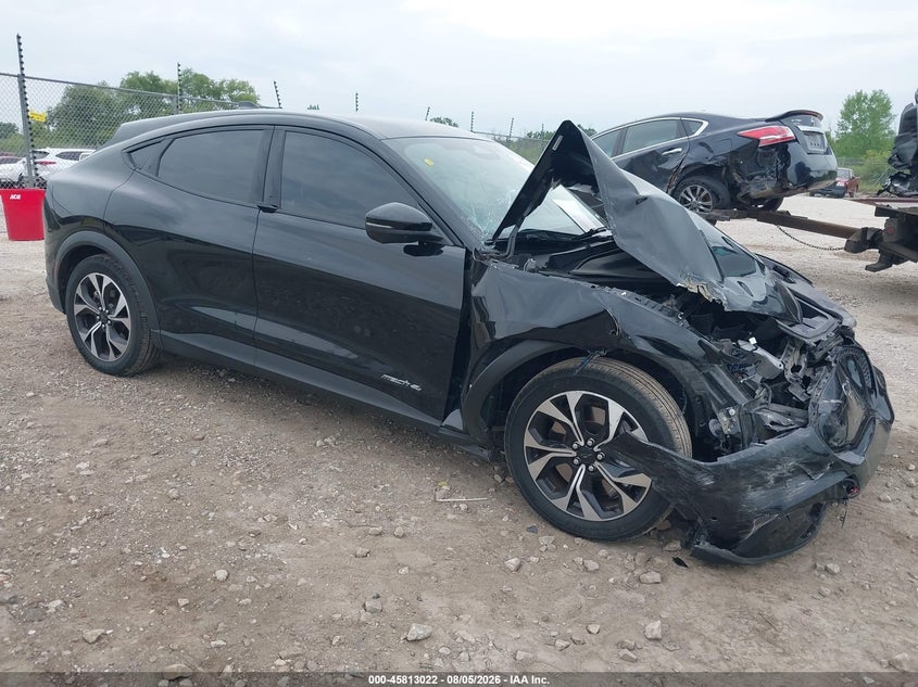 2024 Ford Mustang mach-e VIN 3FMTK1S53RMA08105 — IAAI salvage auction photo