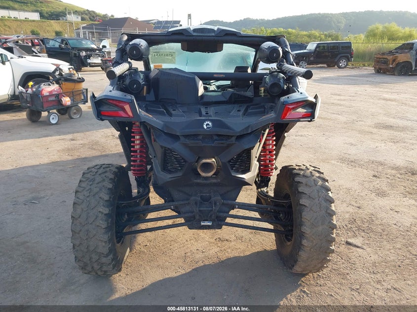 2026 Can-am/ brp Maverick VIN 3JBVGAV4XTE001089 IAAI salvage auction — WATER/FLOOD, Salvage Title, sold $12,300 on 2026-09-15 (photo 6)