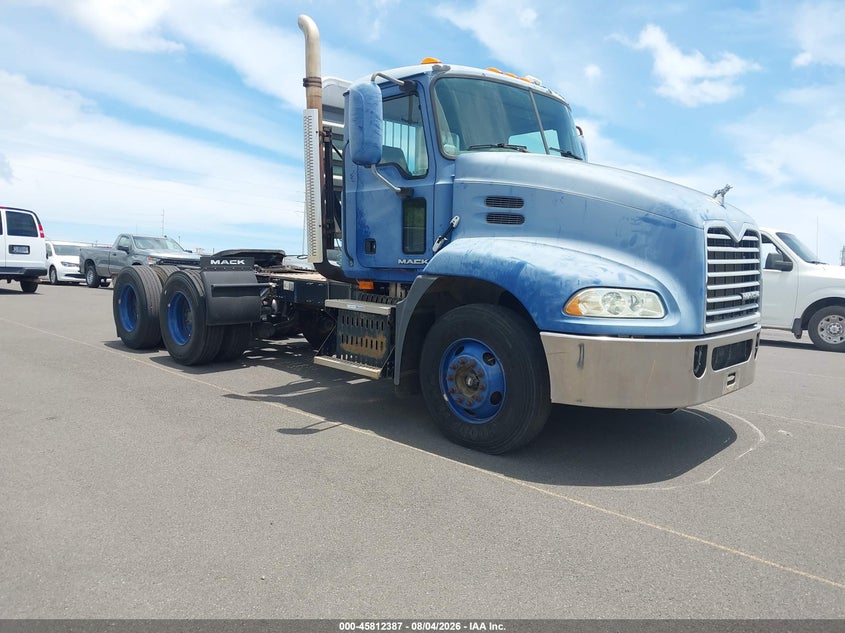 2008 Mack 600 rd600 VIN 1M1AW02Y88N002292 — IAAI salvage auction photo