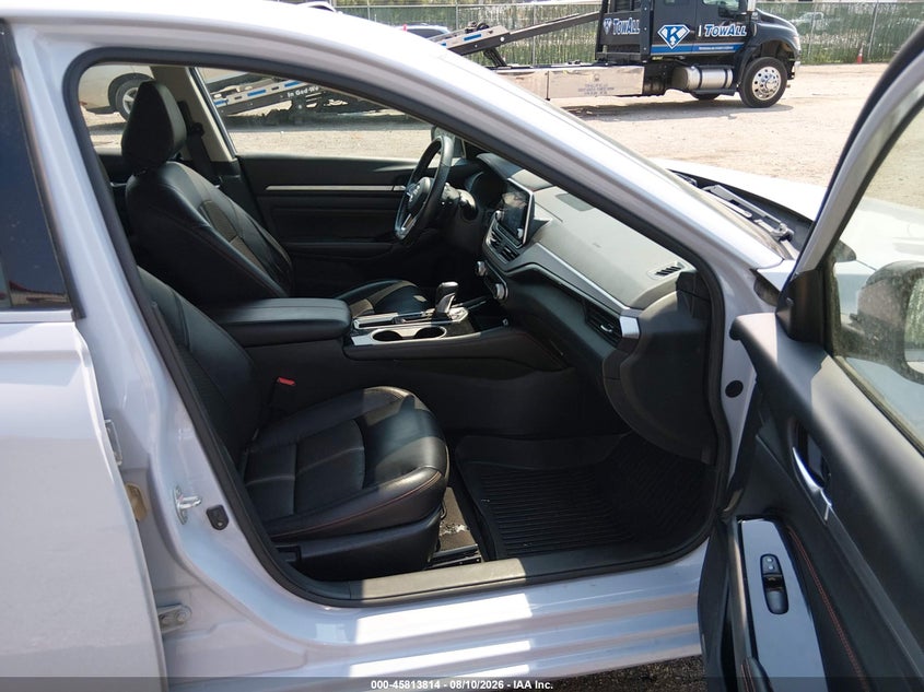 2023 Nissan Altima VIN 1N4BL4CV2PN366107 IAAI salvage auction — RIGHT FRONT, Salvage Title, sold $7,800 on 2026-08-21 (photo 5)