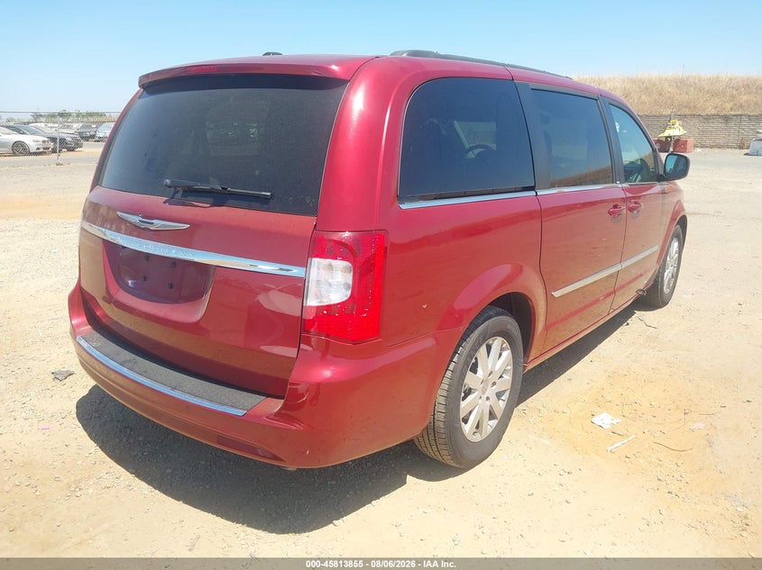 2012 Chrysler Town & country VIN 2C4RC1BG8CR383243 IAAI salvage auction — NORMAL WEAR, Clear - Dealer Only (California), sold $425 on 2026-08-21 (photo 4)