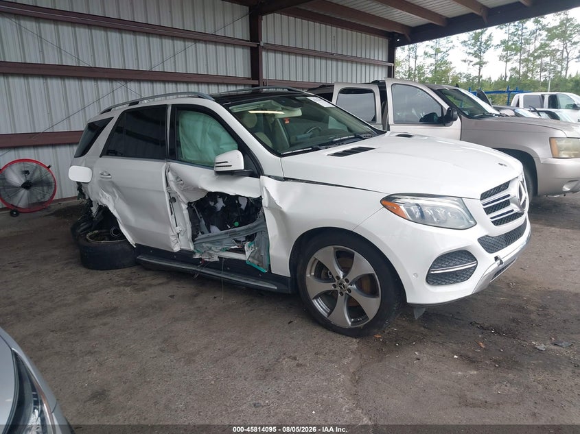 2017 Mercedes-benz Gle VIN 4JGDA5JB7HA952197 IAAI salvage auction — REAR END, Salvage Title, sold $5,500 on 2026-09-02 (photo 1)