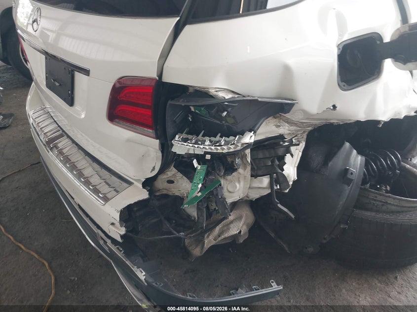 2017 Mercedes-benz Gle VIN 4JGDA5JB7HA952197 IAAI salvage auction — REAR END, Salvage Title, sold $5,500 on 2026-09-02 (photo 6)