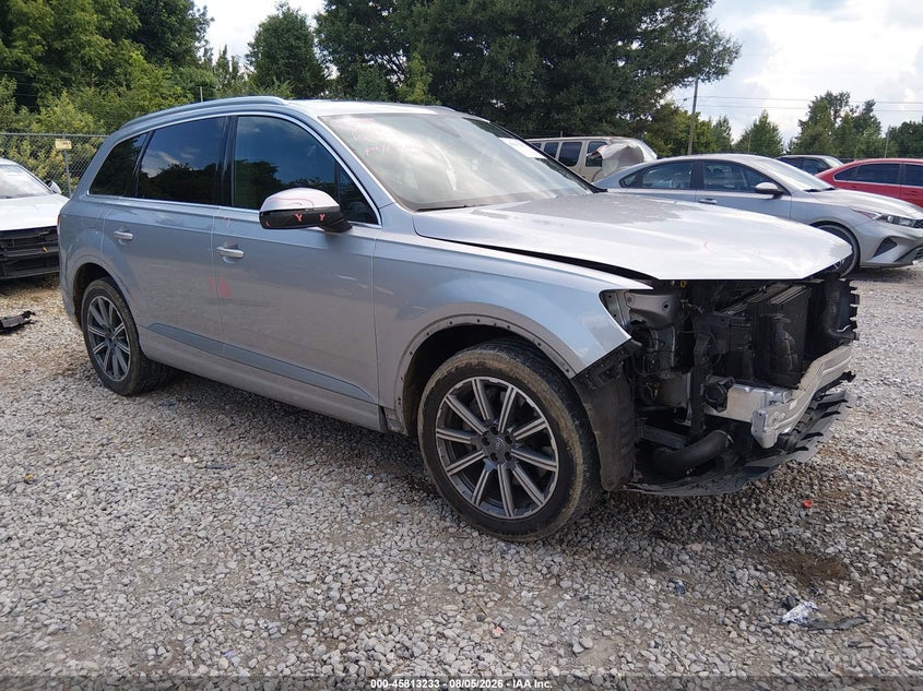 2019 Audi Q7 VIN WA1LHAF72KD039310 — IAAI salvage auction photo