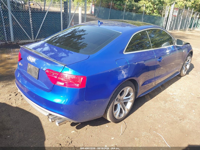 2015 Audi S5 VIN WAUCGAFR0FA027588 IAAI salvage auction — FRONT END, Wait Title, sold $3,500 on 2026-09-04 (photo 4)