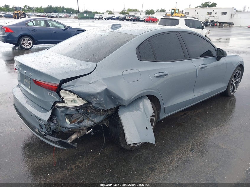 2024 Volvo S60 VIN 7JRL12TM6RG323317 IAAI salvage auction — REAR END, Salvage Title, sold $11,600 on 2026-08-31 (photo 4)